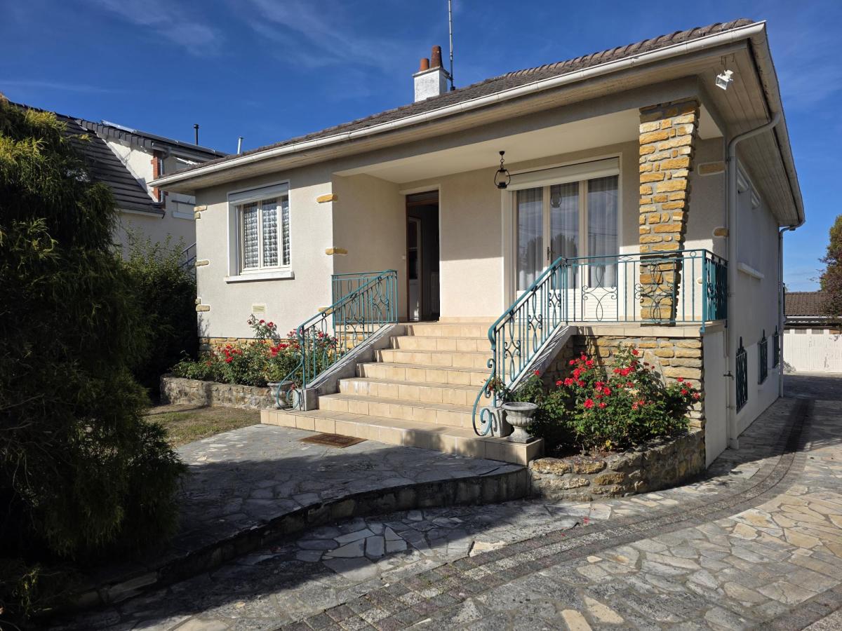 Maison 5 pièces 141 m² · à Vierzon · 140,5 m² · 160 800 €