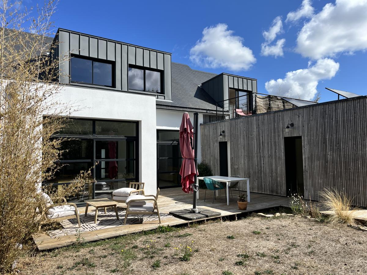 Maison 224 m² · à Le Hézo · 224 m² · 697 840 €