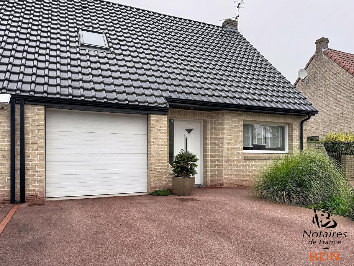 Maison 4 pièces 92 m² · à Téteghem-Coudekerque-Village · 92,5 m² · 323 950 €