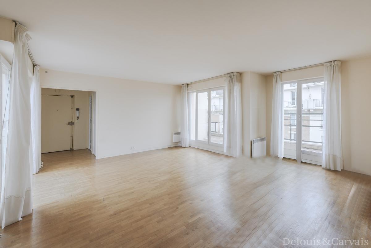 Appartement 4 pièces 113 m² · à Courbevoie · 112,6 m² · 824 000 €
