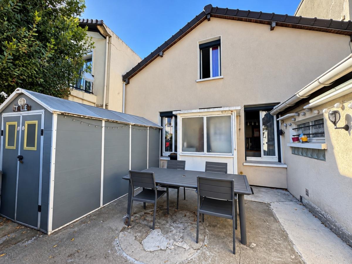 Maison 2 pièces 38 m² · à Bondy · 38,4 m² · 195 800 €