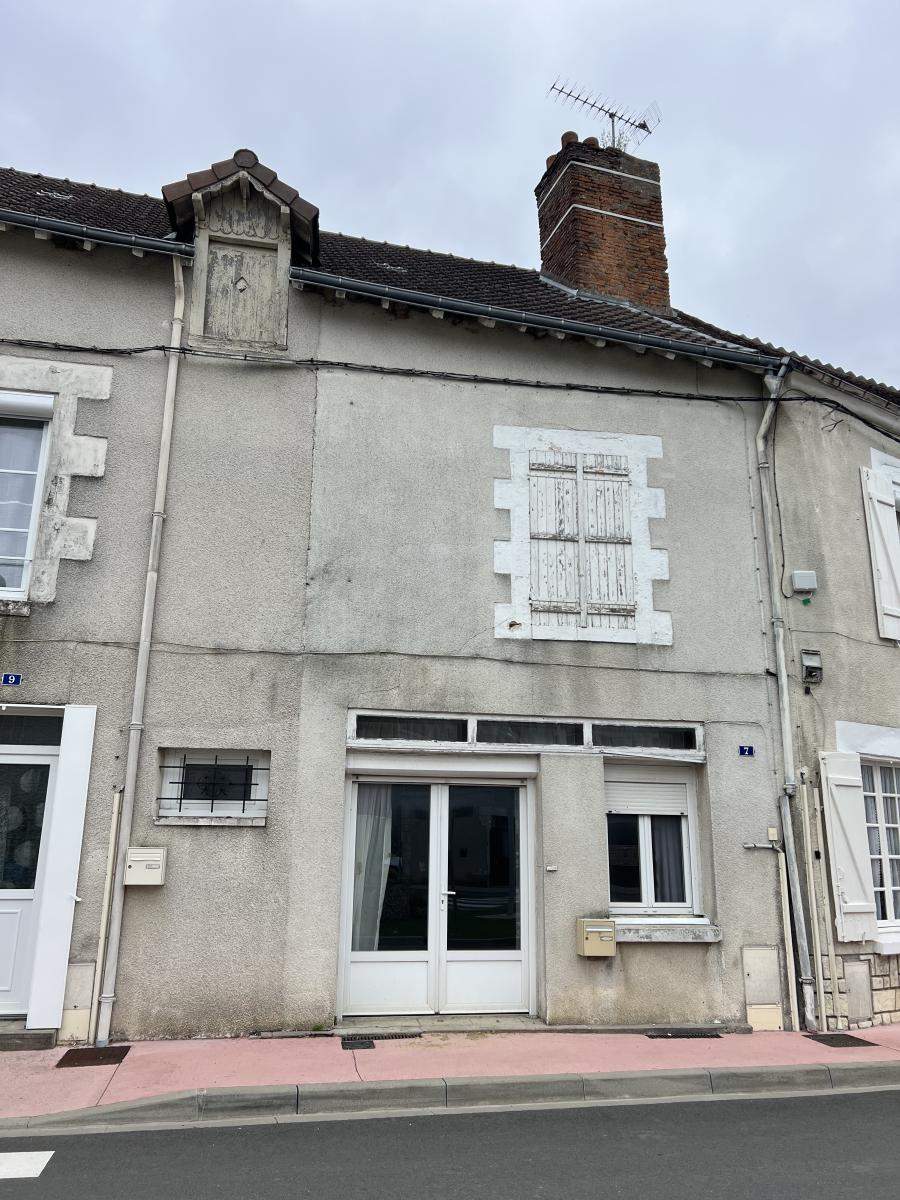 Maison 3 pièces 102 m² · à Oucques la Nouvelle · 102,2 m² · 68 900 €