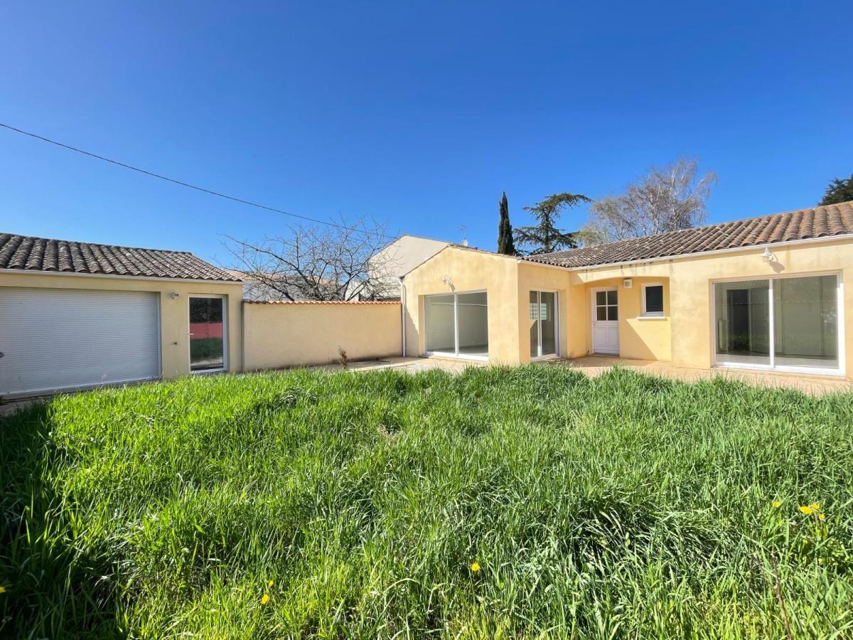 Maison 4 pièces 122 m² · à Clavette · 122 m² · 350 000 €