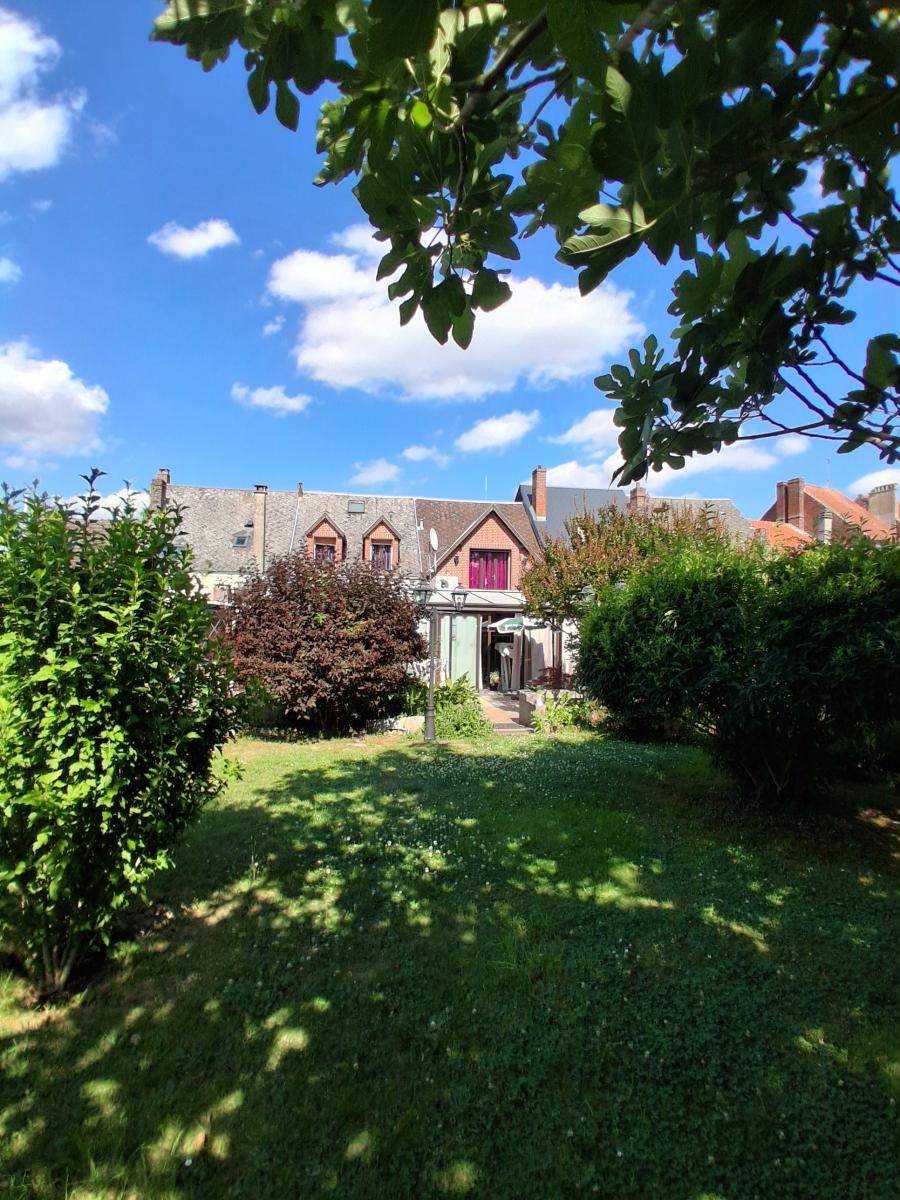 Maison 9 pièces 200 m² · à Bohain-en-Vermandois · 200 m² · 157 000 €
