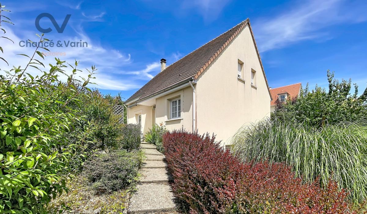 Maison 7 pièces 152 m² · à Lisieux · 152 m² · 273 000 €