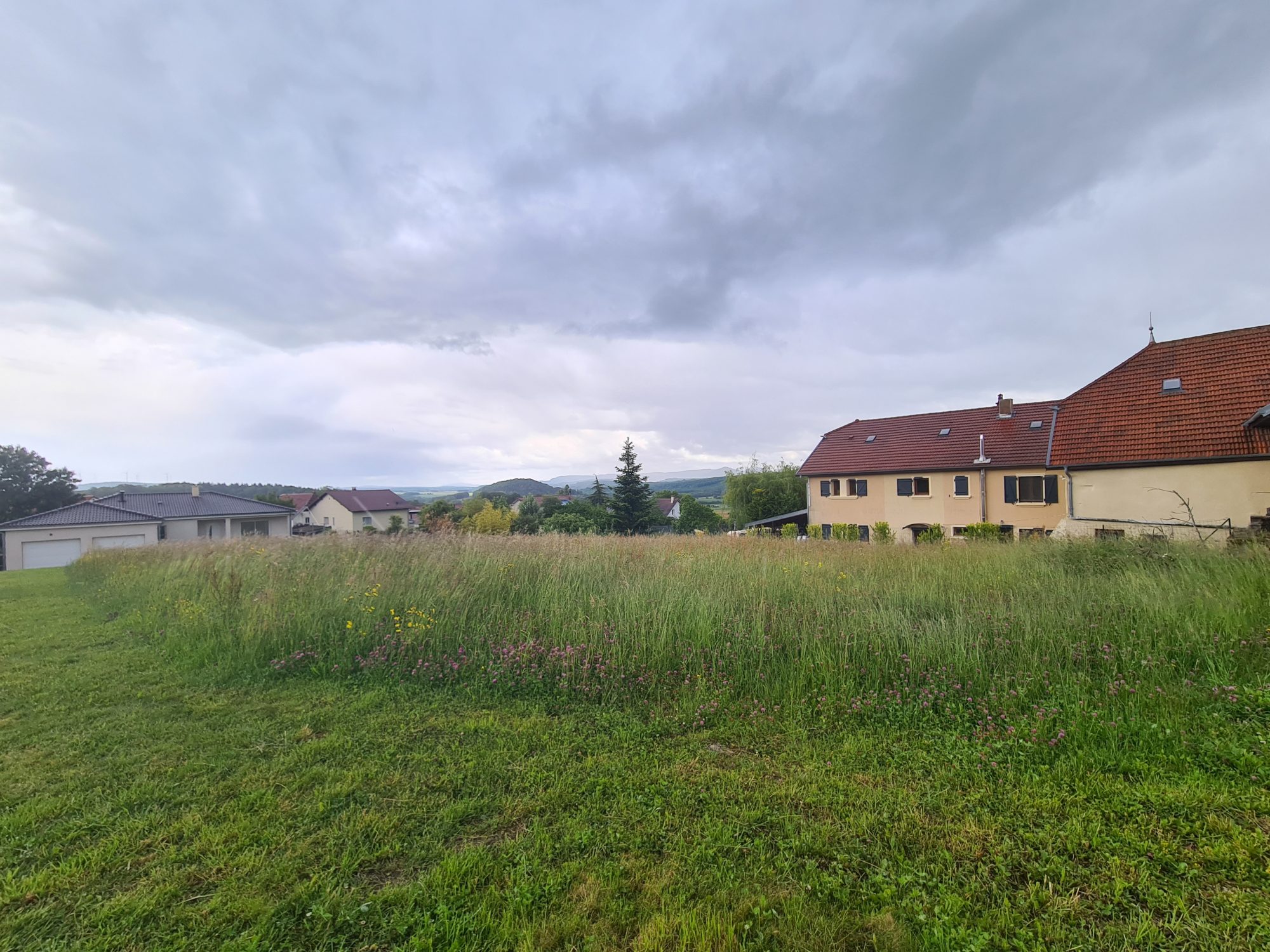Réseau des notaires · à Champoux · 80 750 €