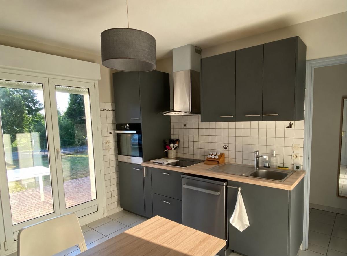 Maison 102 m² · à Lacroix-sur-Meuse · 102 m² · 850 €/mois