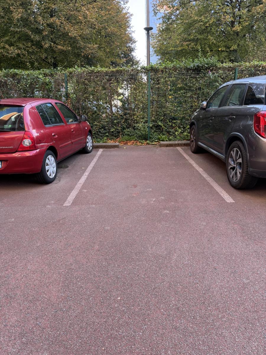 Parking 12 m² · à Lille · 12 m² · 17 500 €
