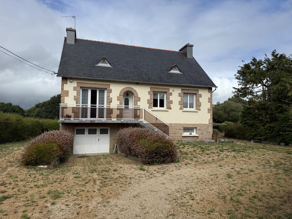 Maison 100 m² · à Ploumagoar · 100 m² · 396 320 €