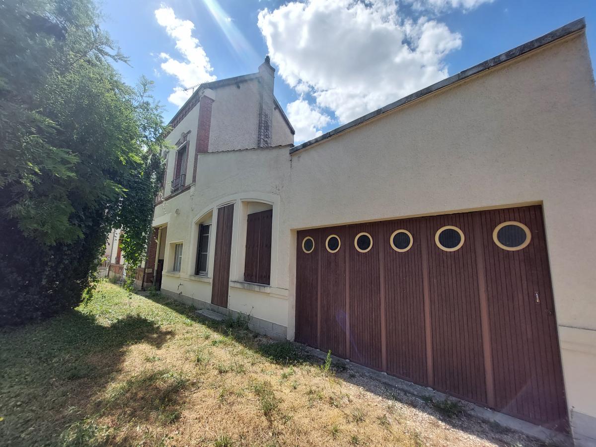 Maison 7 pièces 120 m² · à Romilly-sur-Seine · 119,7 m² · 70 130 €