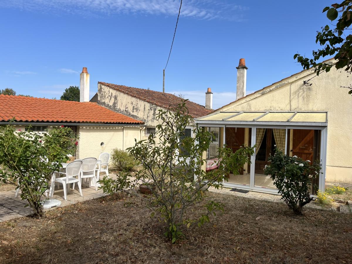 Maison 4 pièces 137 m² · à Saint-Jean-d'Hermine · 137 m² · 115 400 €