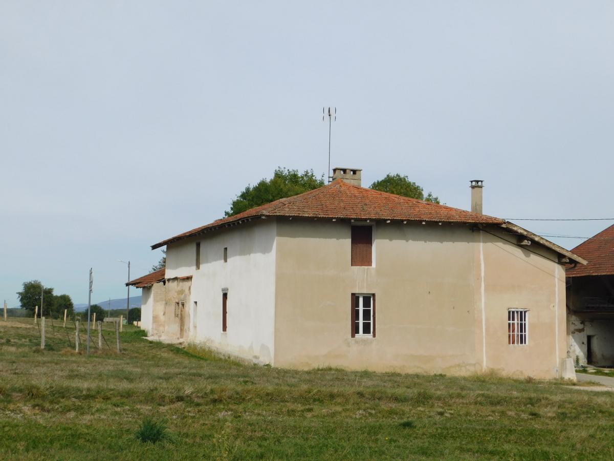 Maison 4 pièces 106 m² · à Priay · 106 m² · 125 000 €
