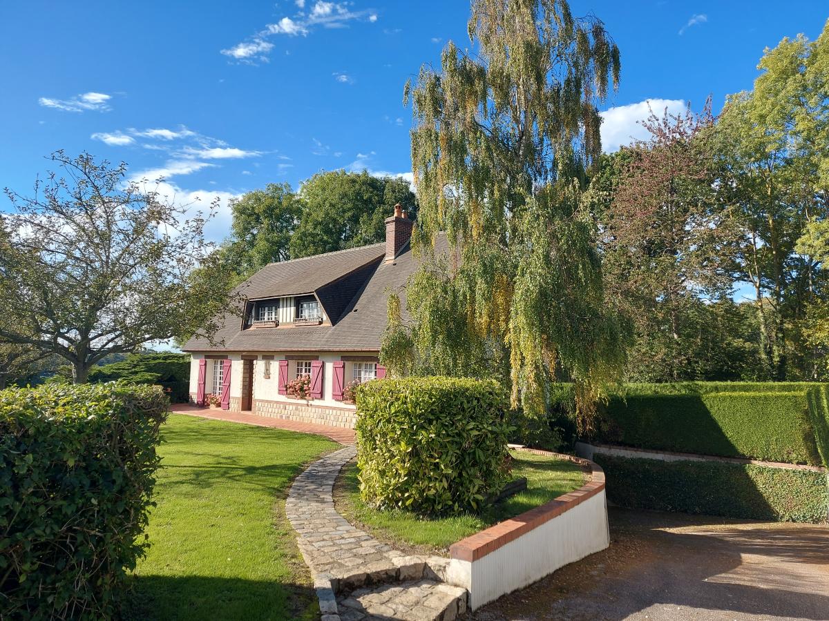 Maison 145 m² · à Thil-Manneville · 145 m² · 357 000 €