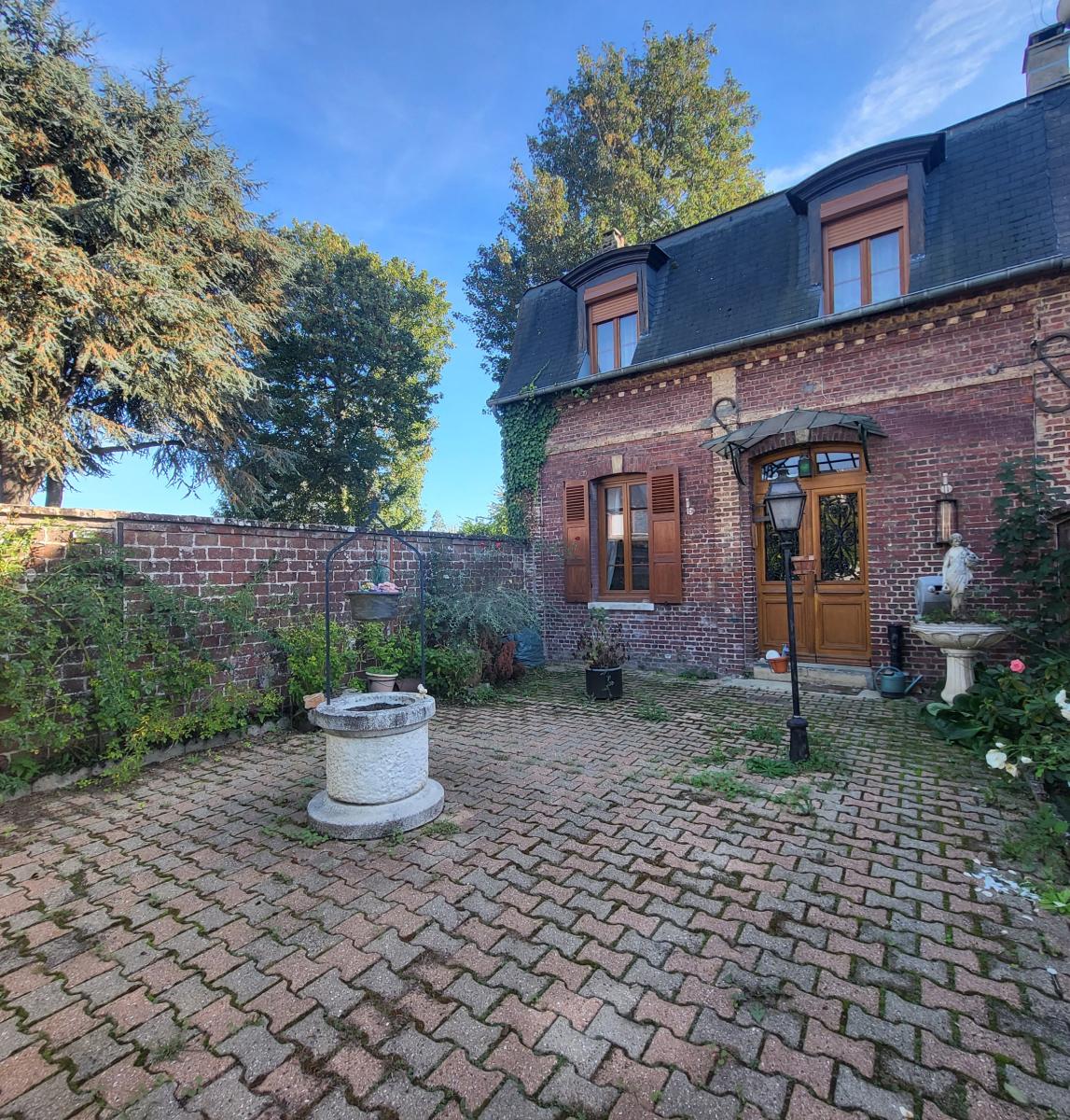 Maison 6 pièces 104 m² · à Étrépagny · 103,8 m² · 189 000 €