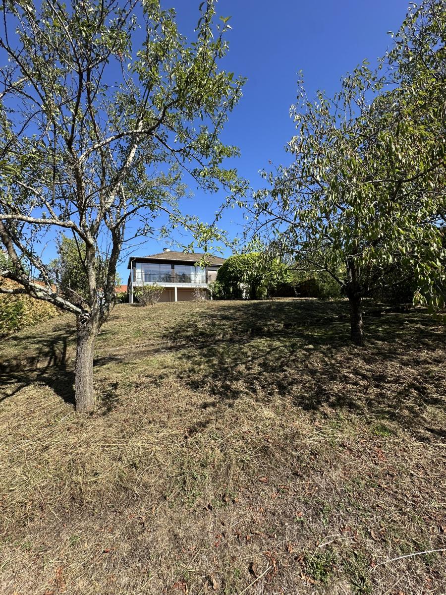 Maison 5 pièces 108 m² · à Pouilley-les-Vignes · 108 m² · 263 000 €