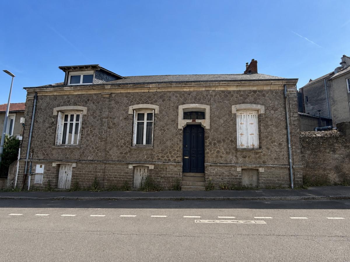 Maison 6 pièces 250 m² · à Nantes · 250 m² · 416 000 €