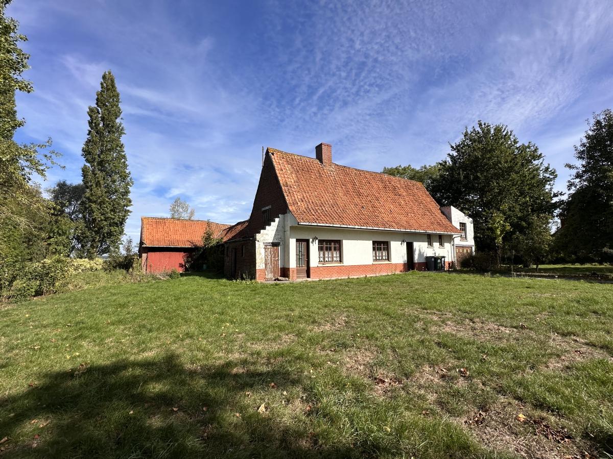 Maison 5 pièces 100 m² · à Robecq · 100 m² · 157 000 €