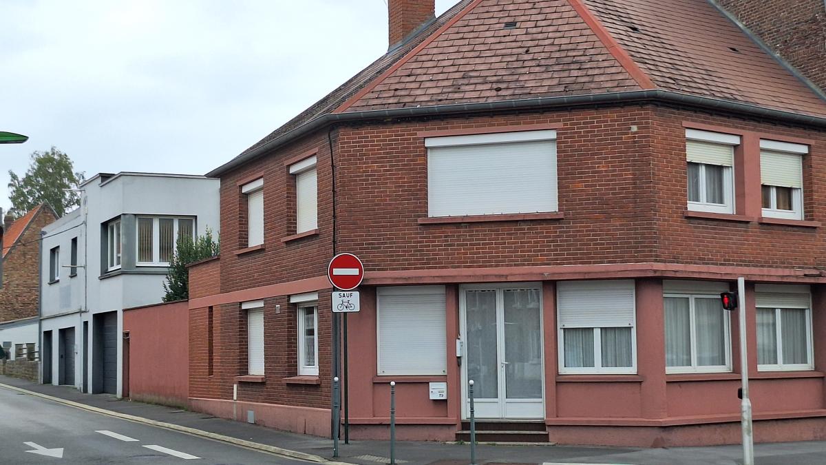 Immeuble 300 m² · à Saint-Laurent-Blangy · 300 m² · 530 400 €