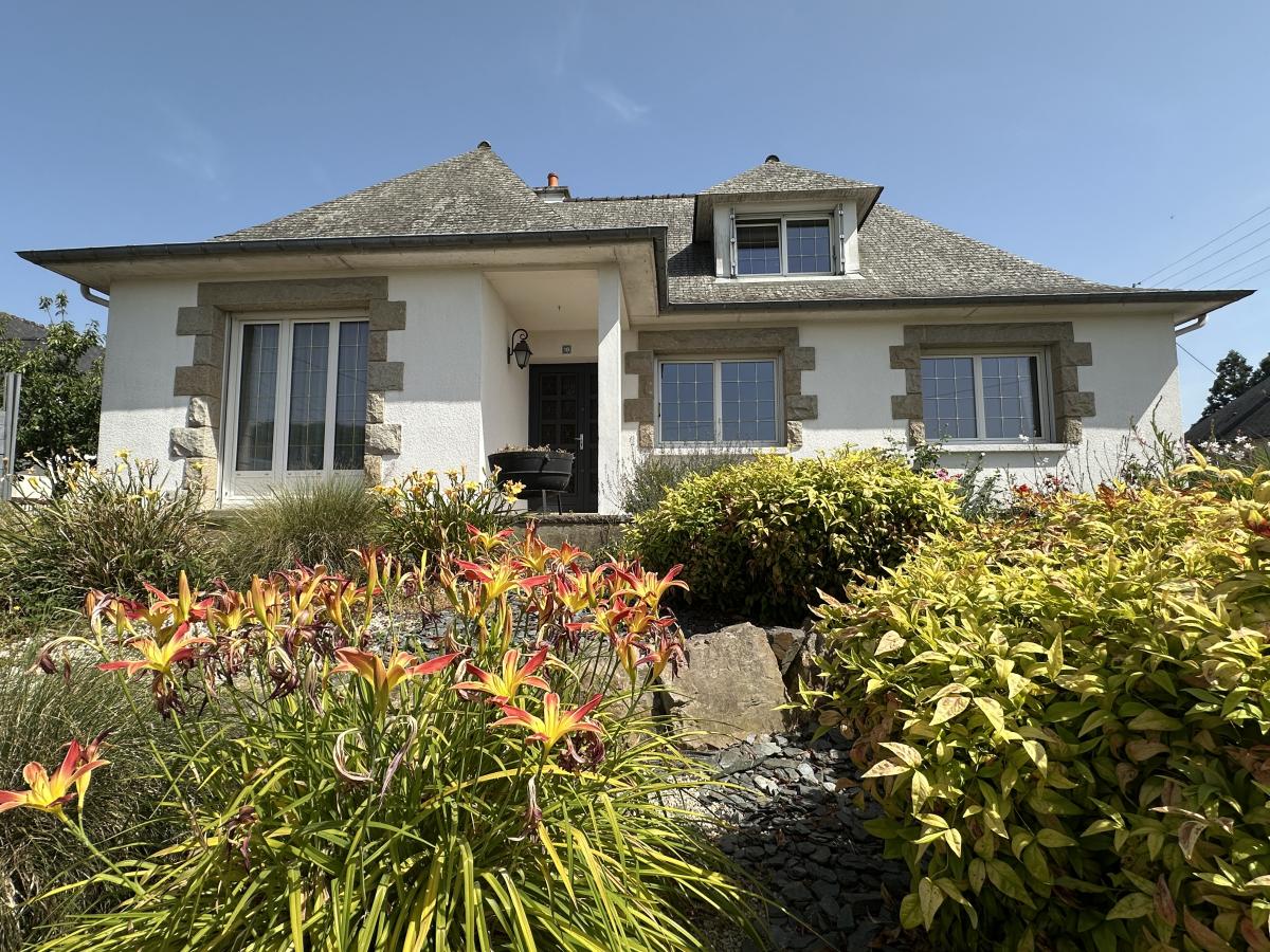 Maison 6 pièces 130 m² · à Melesse · 130 m² · 351 572 €