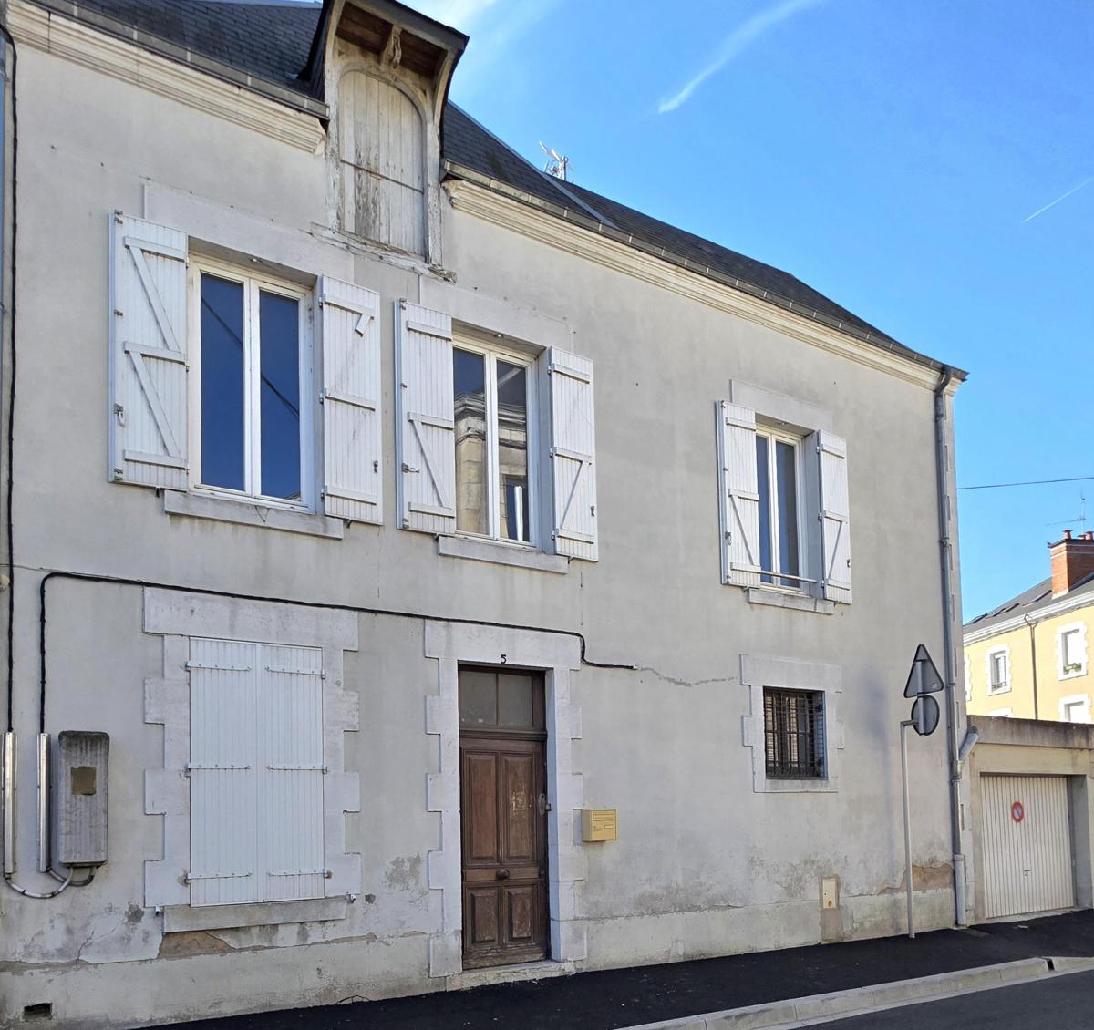 Maison 6 pièces 89 m² · à Vierzon · 88,7 m² · 58 800 €