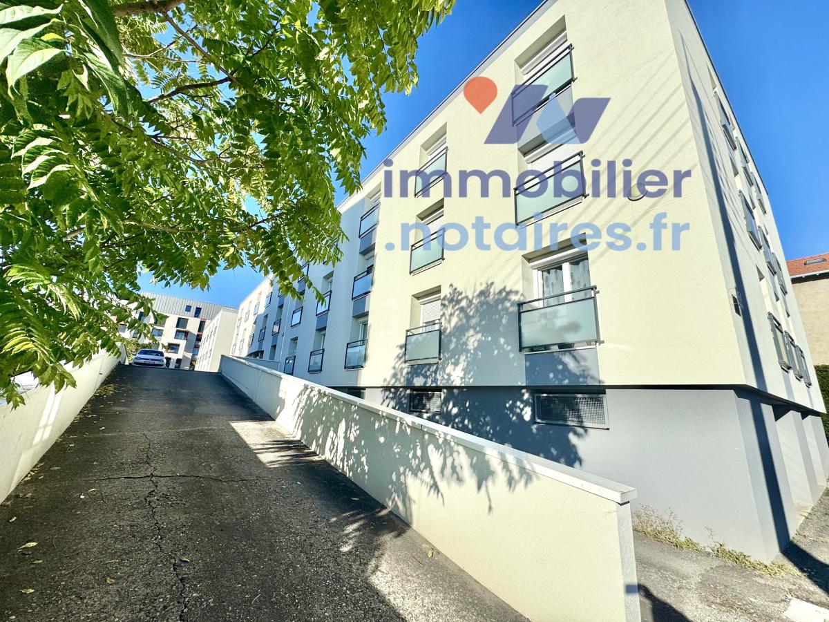 Appartement 2 pièces 47 m² · à Clermont-Ferrand · 47 m² · 99 000 €