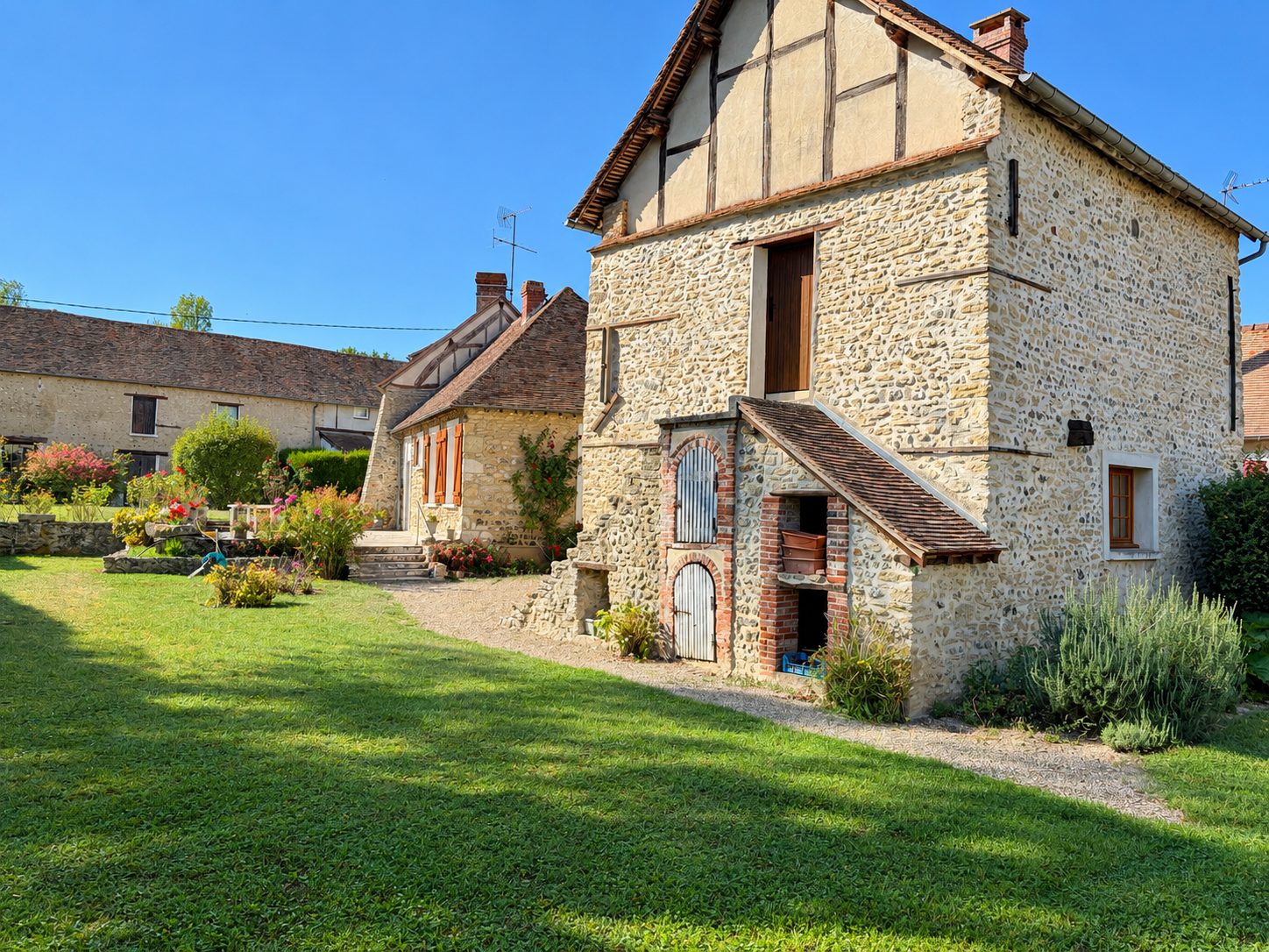 Maison 6 pièces 156 m² · à Pacy-sur-Eure · 156 m² · 364 000 €