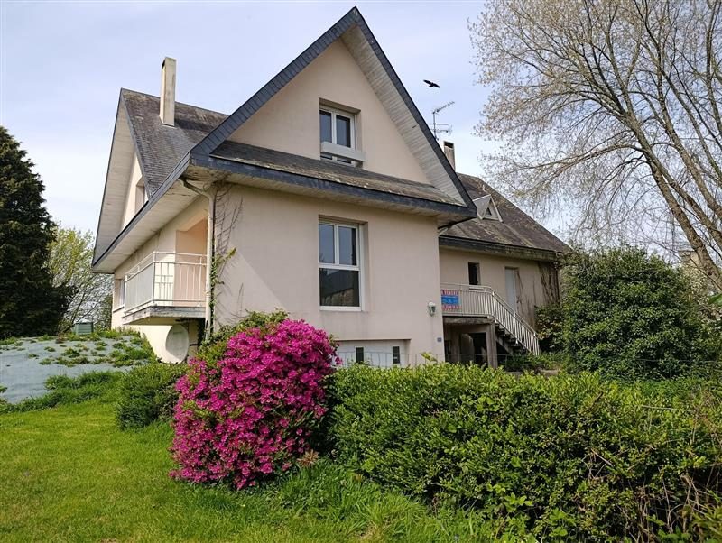 Maison 8 pièces 294 m² · à Roncey · 294 m² · 239 160 €