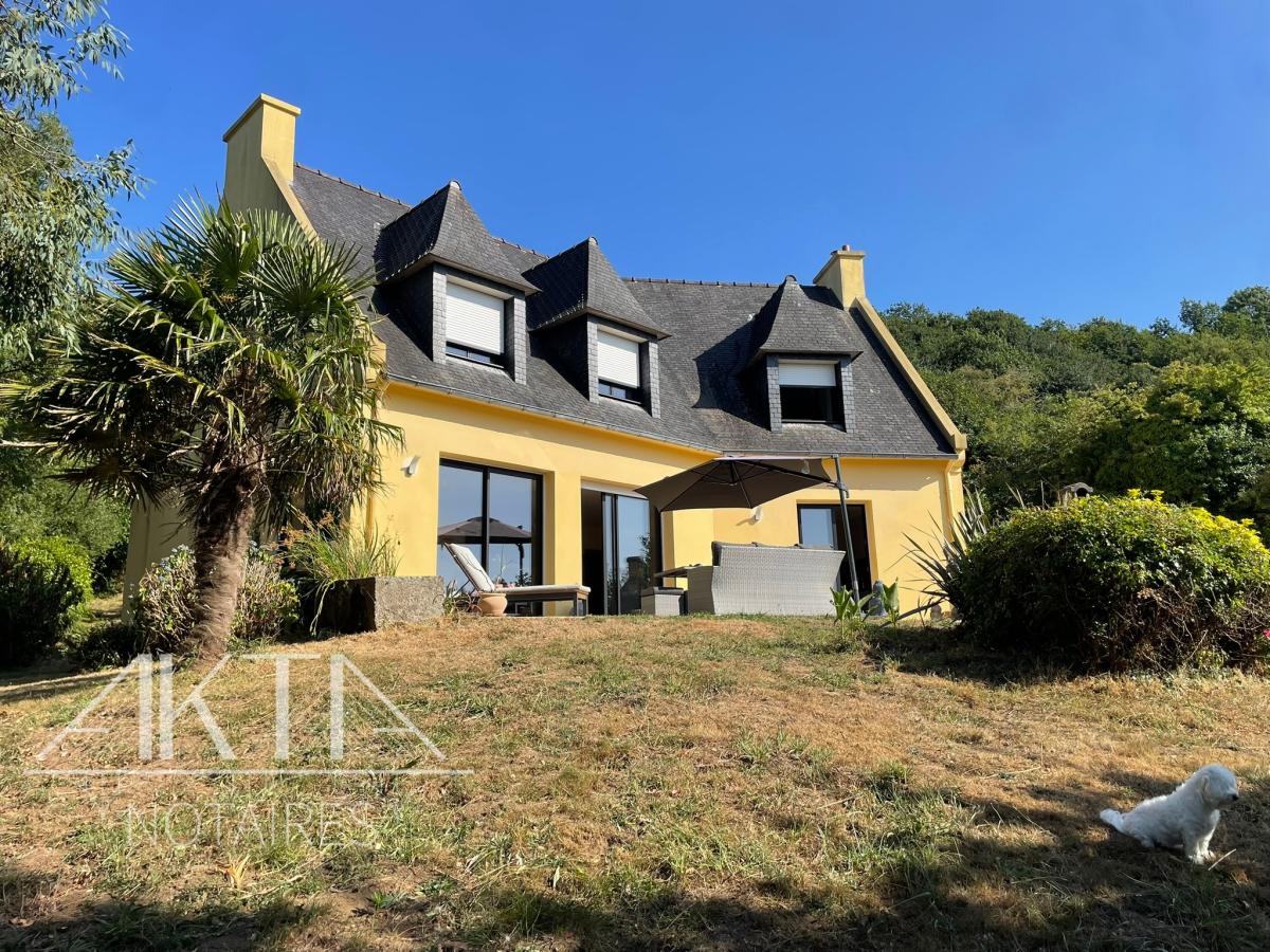 Maison 7 pièces 160 m² · à Plougastel-Daoulas · 160 m² · 598 230 €