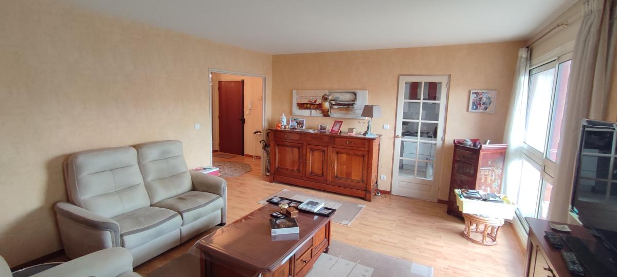 Appartement 5 pièces 96 m² · au Mans · 95,9 m² · 104 372 €