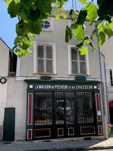 Immeuble 93 m² · à Puiseaux · 93 m² · 74 500 €