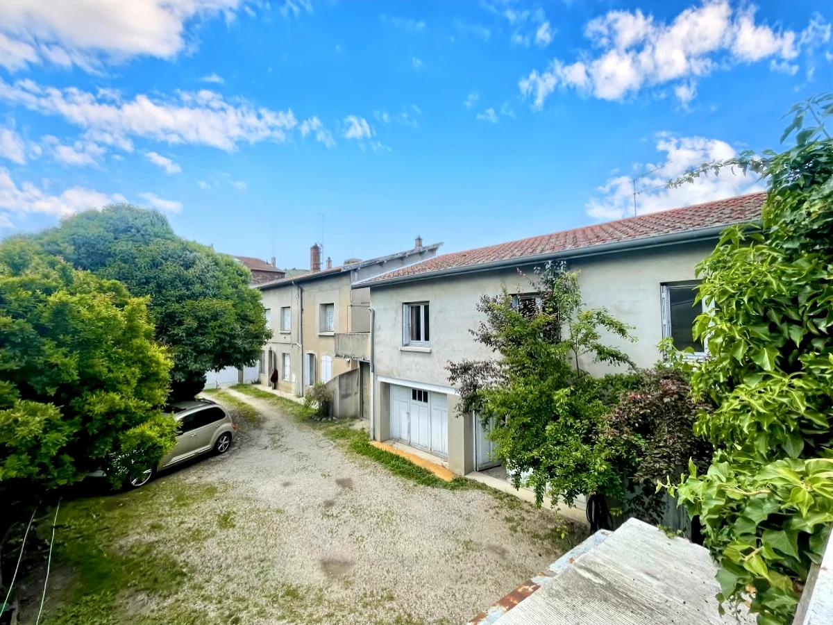 Immeuble 2 pièces 219 m² · à Sarras · 218,8 m² · 225 000 €