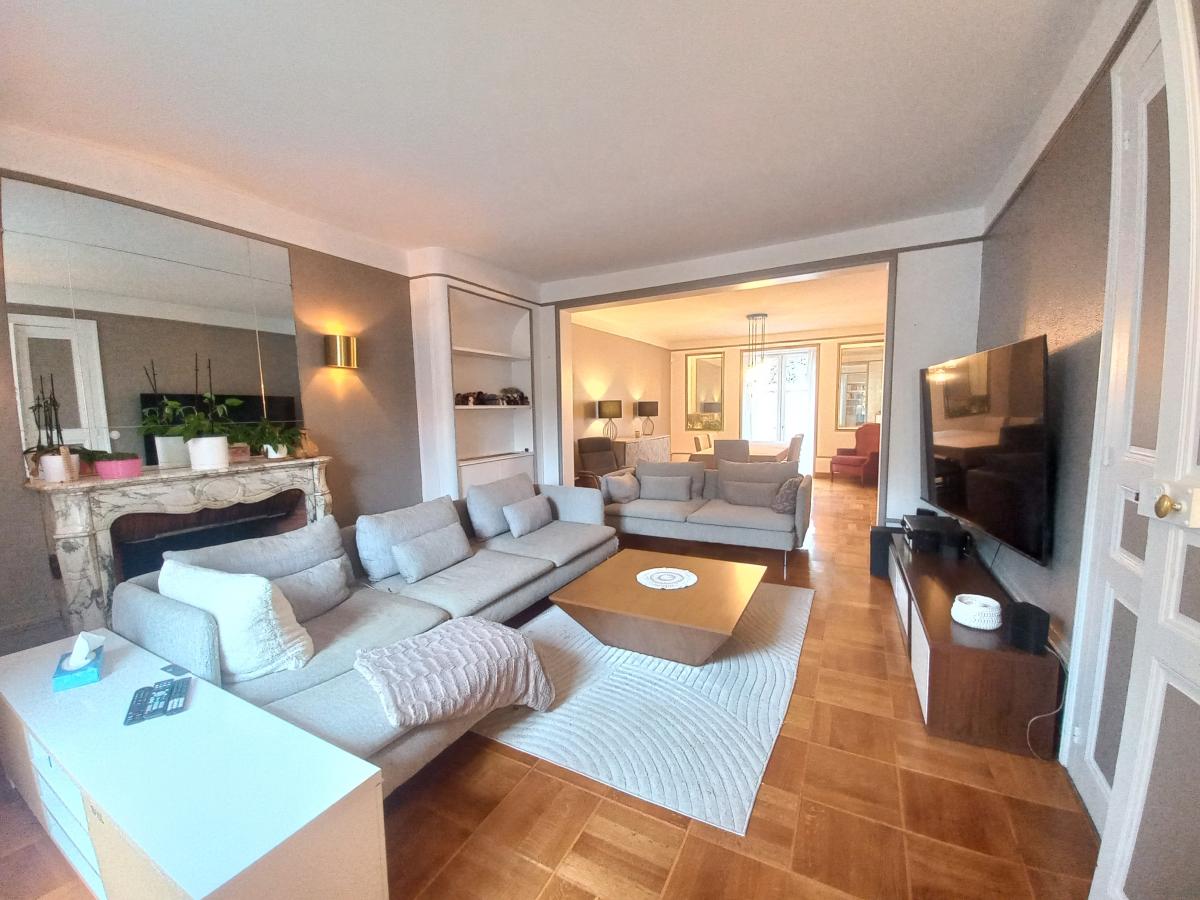 Maison 12 pièces 368 m² · à Saint-Dizier · 368 m² · 446 000 €