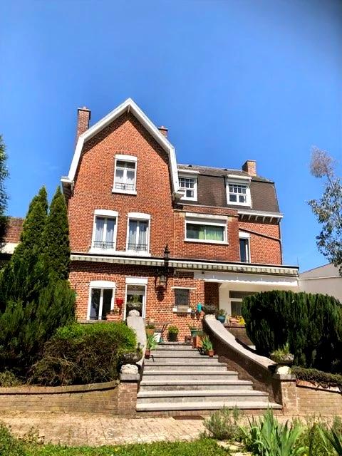 Maison 11 pièces 282 m² · à Walincourt-Selvigny · 282 m² · 305 000 €