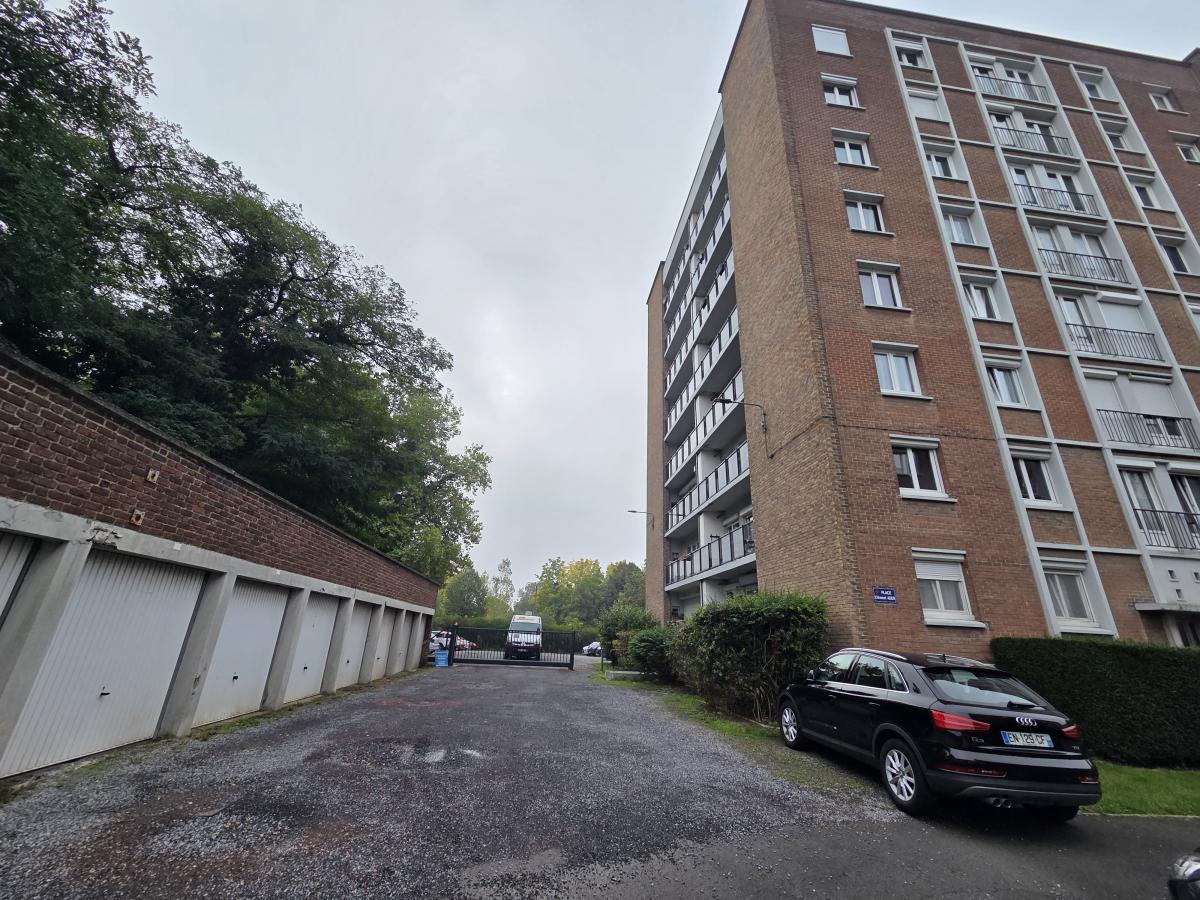 Parking 15 m² · à Lille · 15 m² · 20 000 €