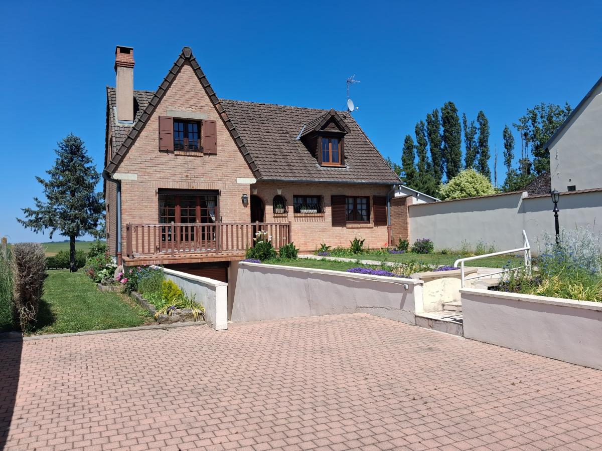 Maison 6 pièces 129 m² · à Fieulaine · 129 m² · 229 700 €