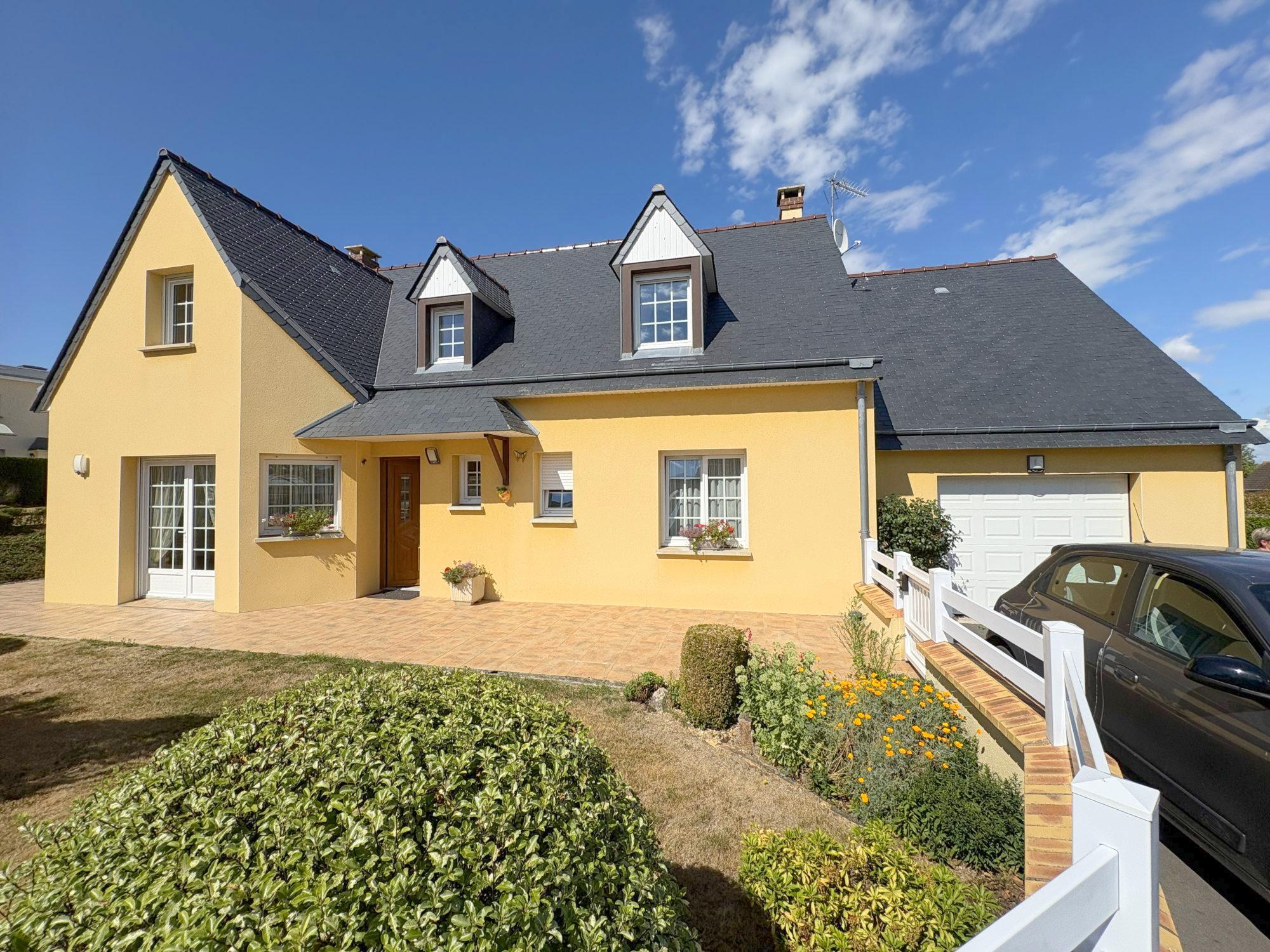 Maison 7 pièces 120 m² · à Cérences · 120 m² · 291 200 €