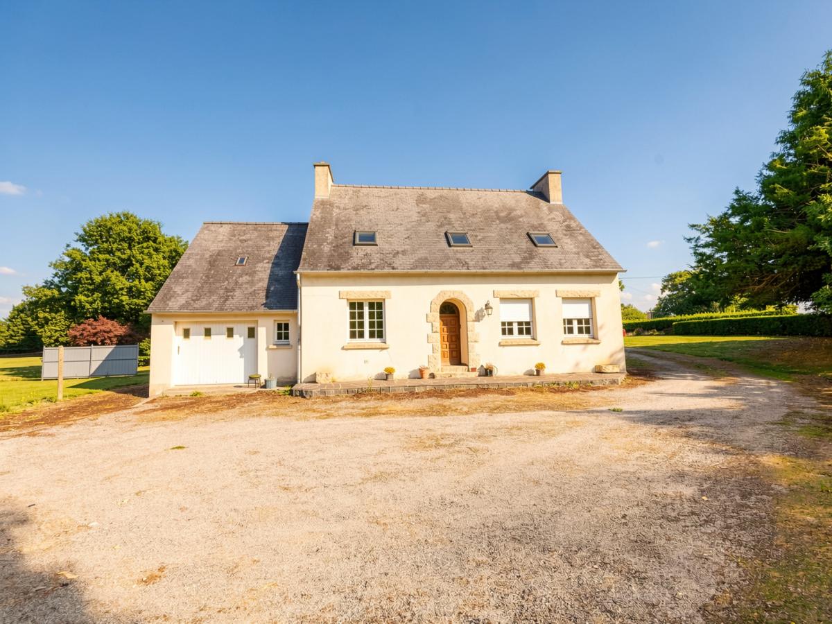Maison 6 pièces 93 m² · à Saint-Thégonnec Loc-Eguiner · 93 m² · 194 990 €