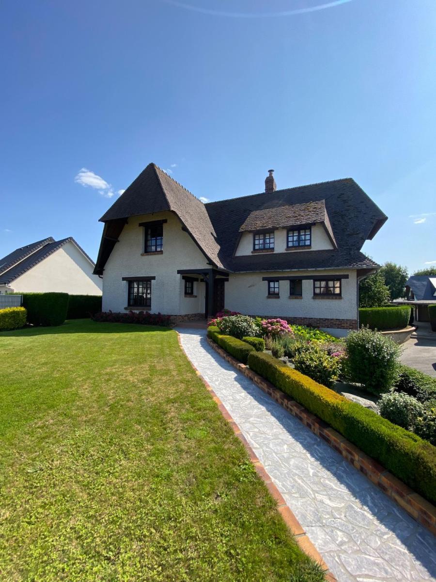 Maison 5 pièces 150 m² · à Saint-Nicolas-d'Aliermont · 149,8 m² · 315 000 €