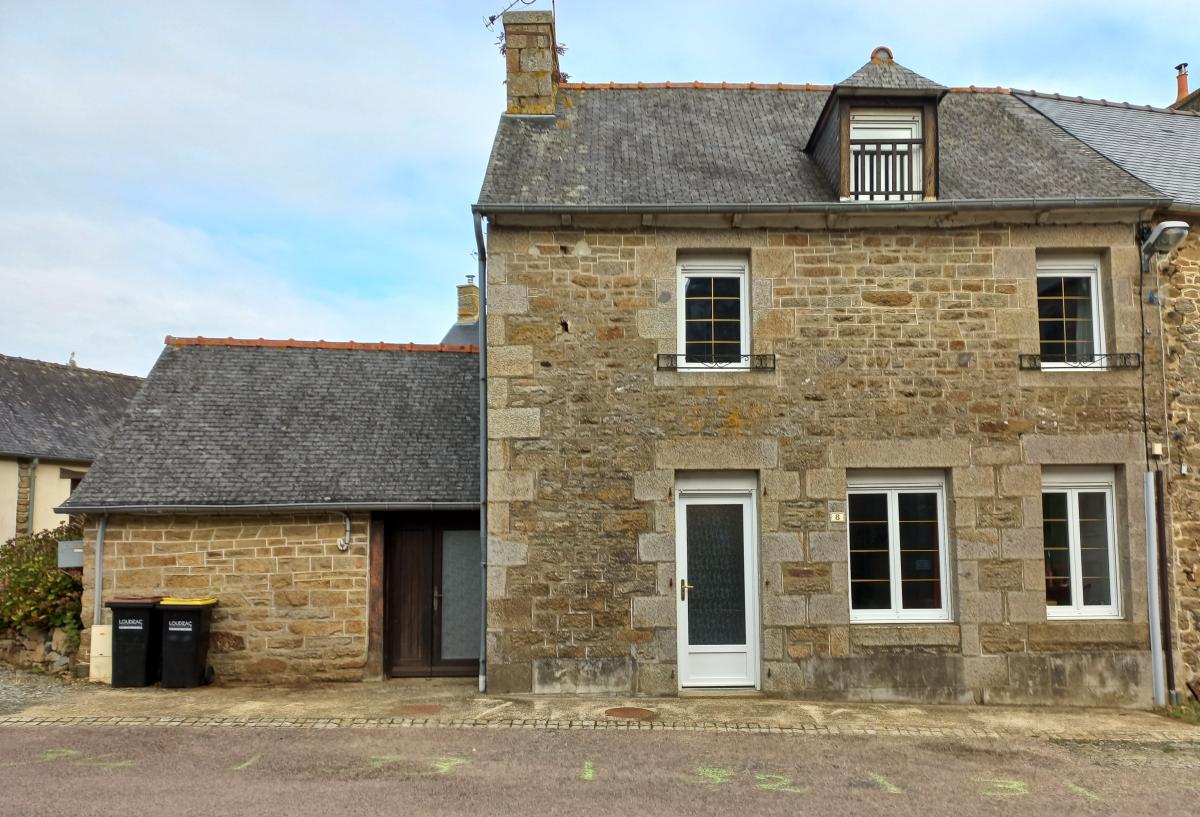 Maison 3 pièces 66 m² · à Le Mené · 65,7 m² · 89 880 €
