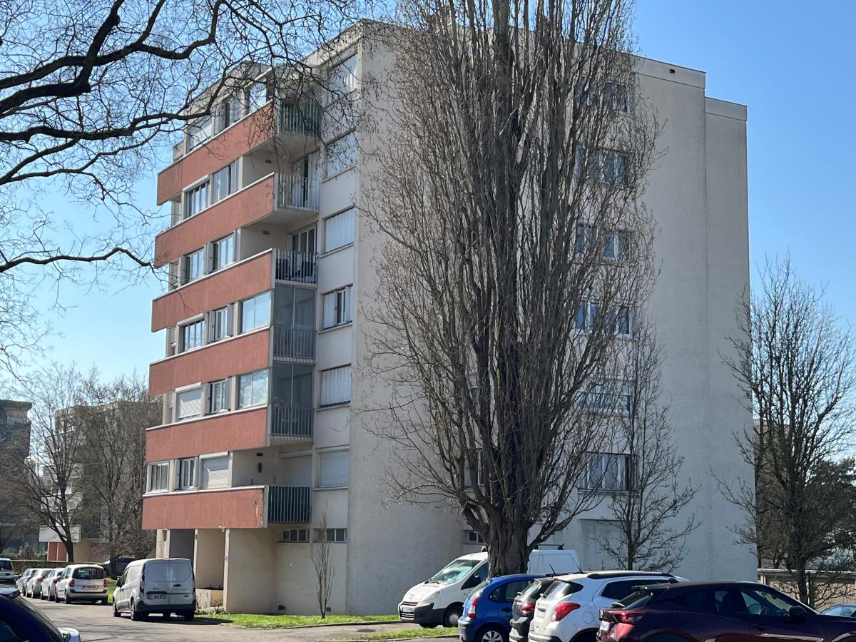 Appartement 5 pièces 97 m² · à Dijon · 97,5 m² · 174 000 €