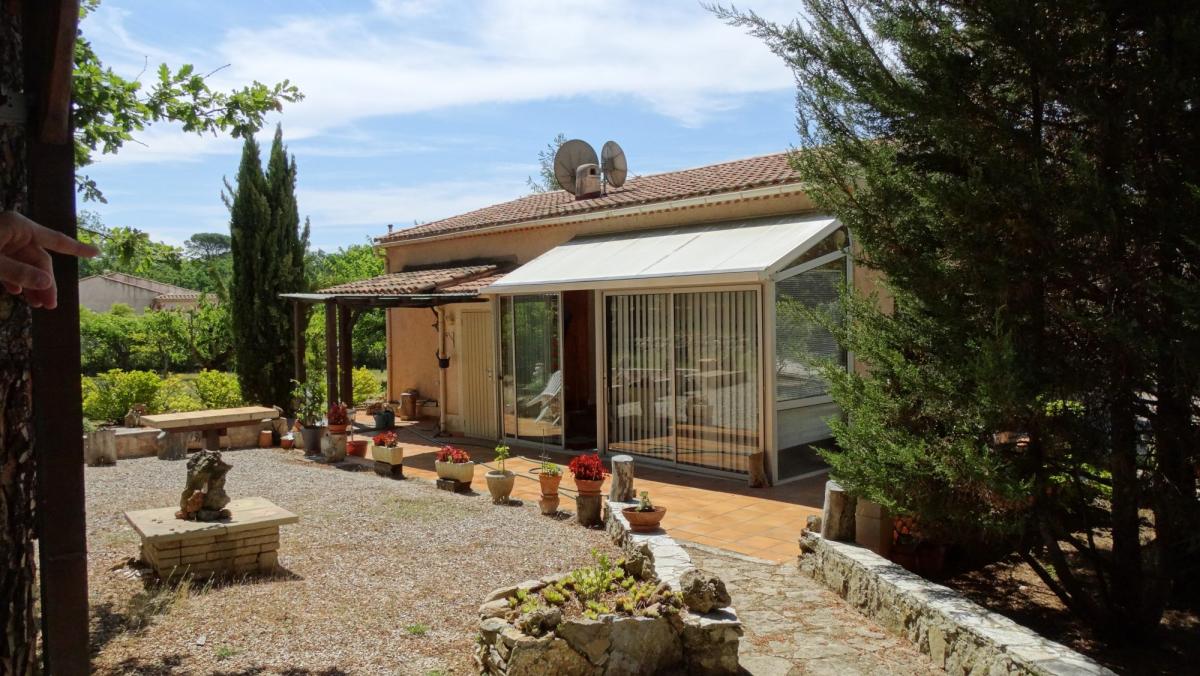 Maison 3 pièces 89 m² · à Saint-Maximin-la-Sainte-Baume · 89 m² · 365 000 €
