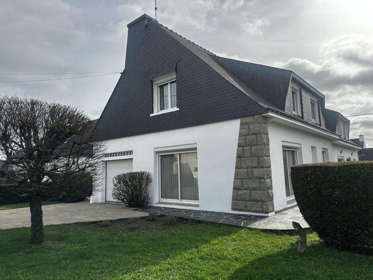 Maison 5 pièces 104 m² · à Vannes · 103,7 m² · 383 840 €