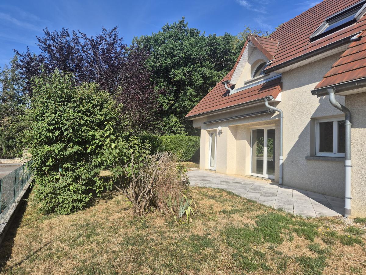 Maison 118 m² · à École-Valentin · 118 m² · 365 000 €