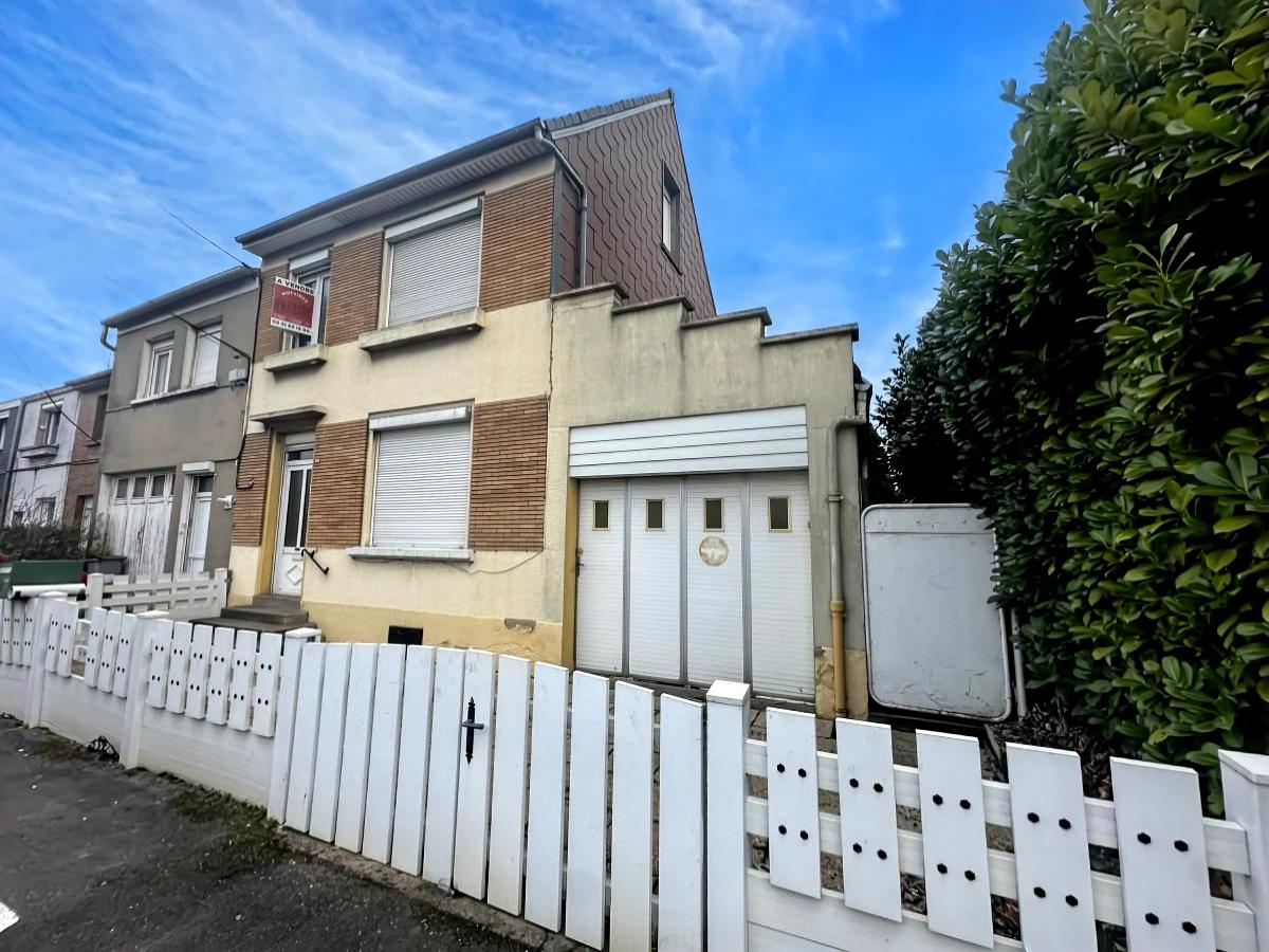 Maison 5 pièces 120 m² · à Essars · 120 m² · 100 000 €