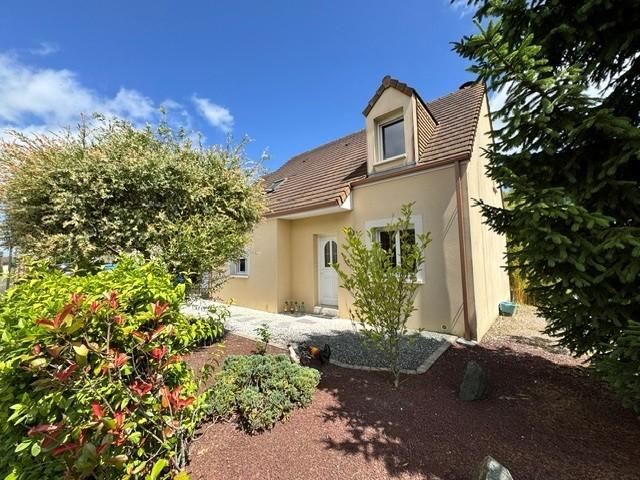 Maison 4 pièces 116 m² · à Noyen-sur-Sarthe · 116 m² · 250 000 €