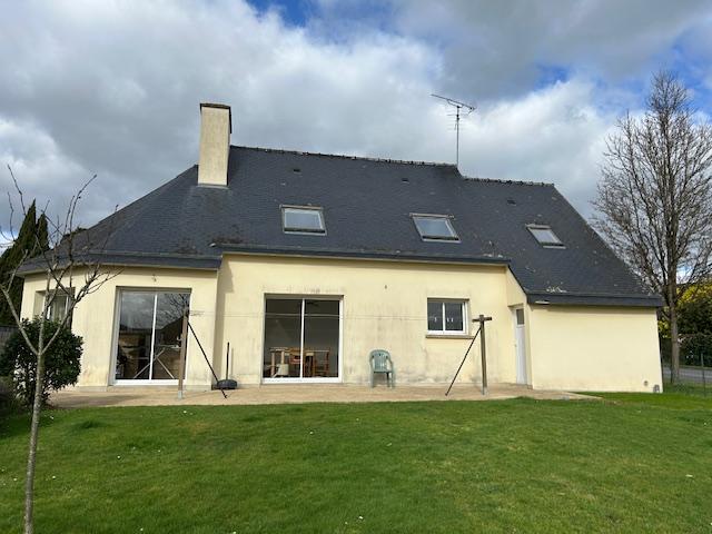 Maison 6 pièces 105 m² · à Guer · 105 m² · 950 €/mois