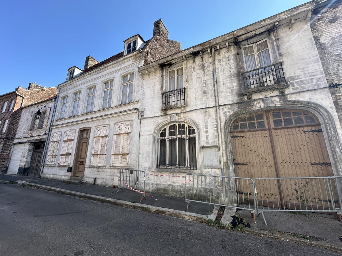 Maison 7 pièces 275 m² · à Saint-Venant · 275,4 m² · 224 620 €