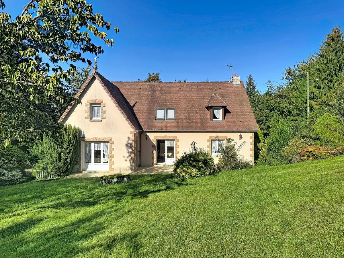 Maison 5 pièces 192 m² · à Lisieux · 192 m² · 477 000 €