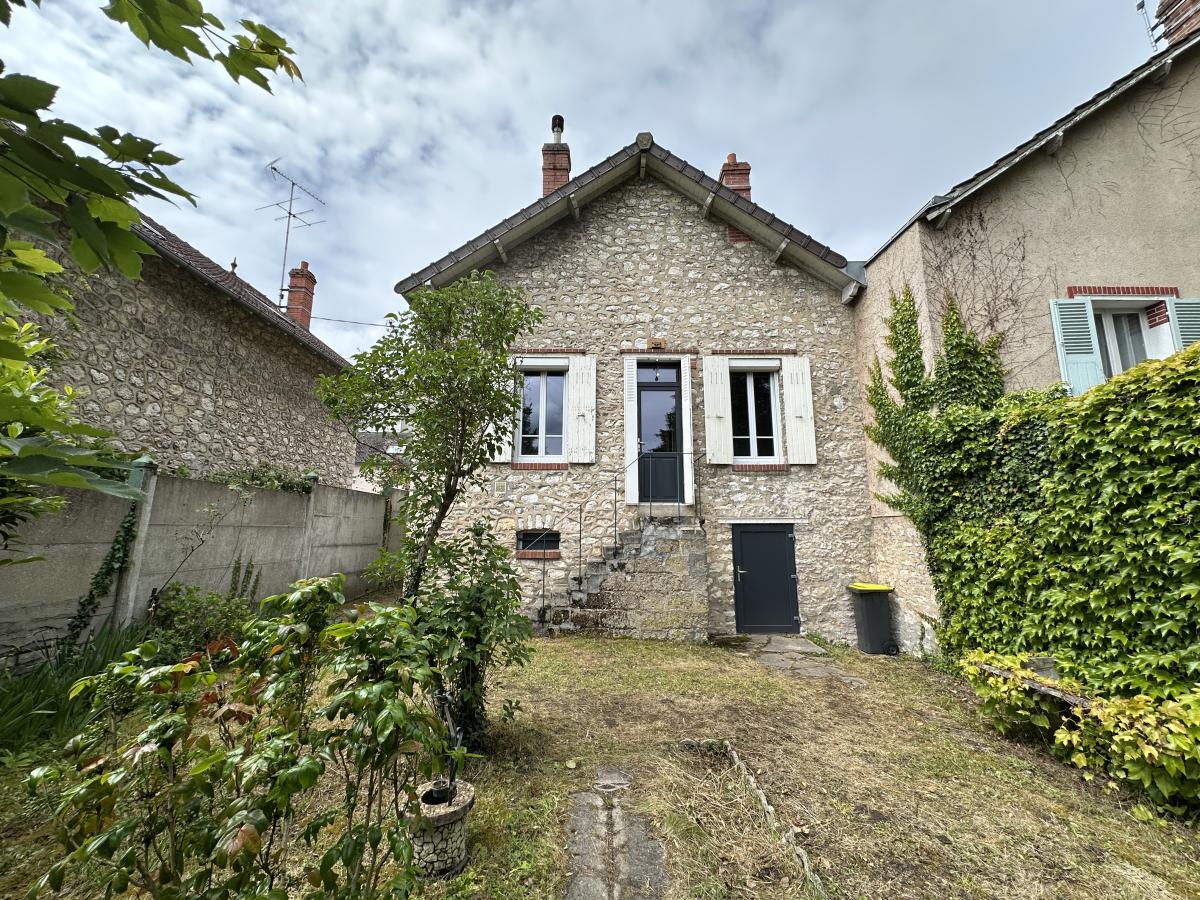 Maison 4 pièces 65 m² · à Montargis · 64,8 m² · 92 000 €