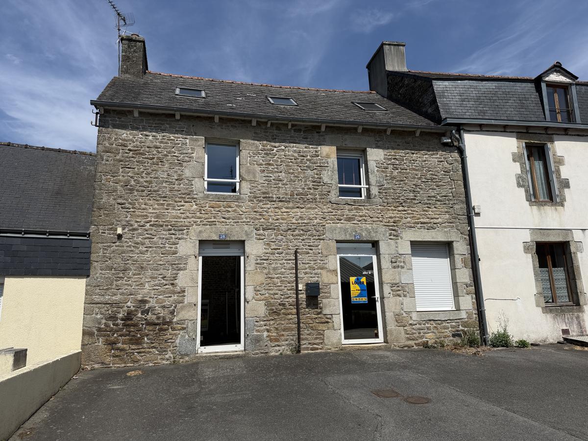 Immeuble 165 m² · à Plémet · 165 m² · 187 500 €